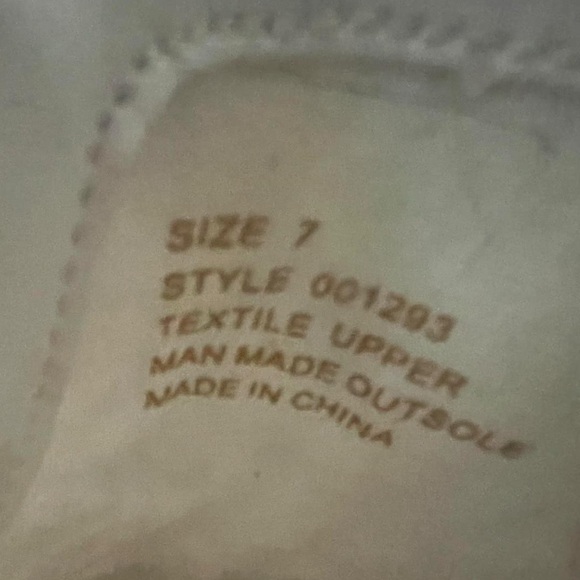 Lilly Pulitzer shoes - Picture 5 of 5